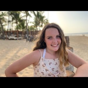 Meet your Posher, Kaylin